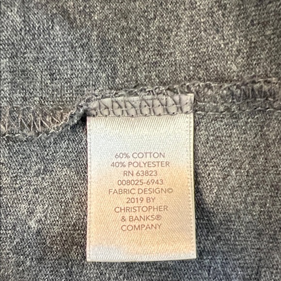 Buffalo Plaid Snowflake Long Sleeve Gray Top Red & Black Checkered Pattern - Picture 7 of 9